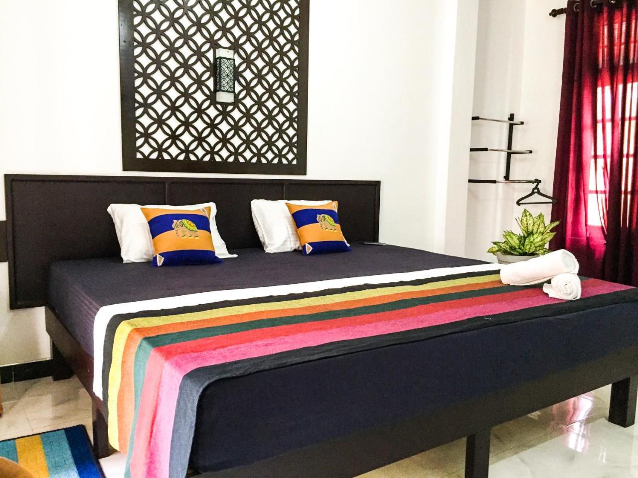 Myr-O Homestay Kombichankulama Екстер'єр фото