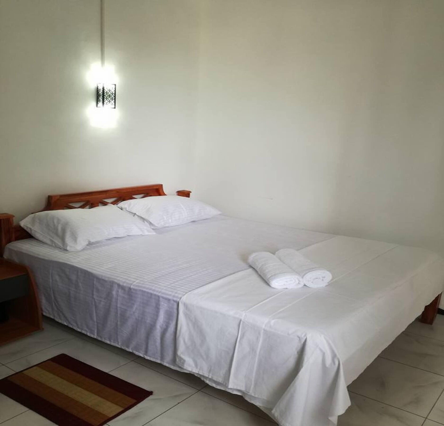 Myr-O Homestay Kombichankulama Екстер'єр фото